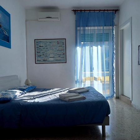 A Casa Di Lidia B&B 加埃塔 外观 照片