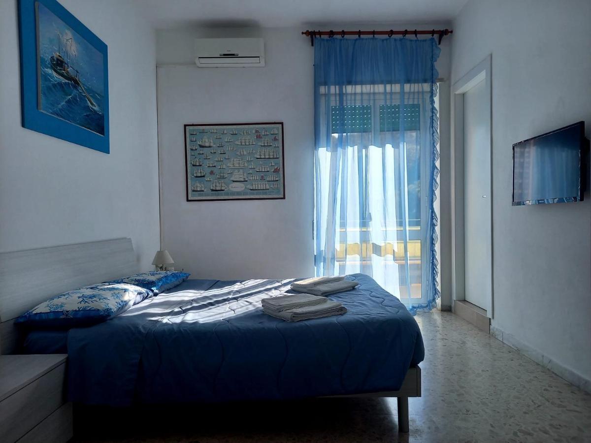 A Casa Di Lidia B&B 加埃塔 外观 照片